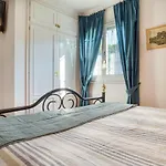 Holiday home Aigues *